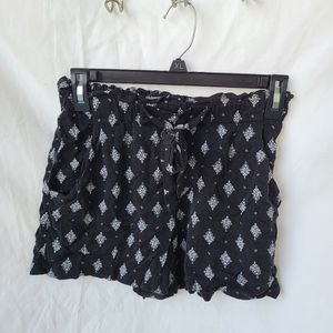 Maurice's black and white shorts size small